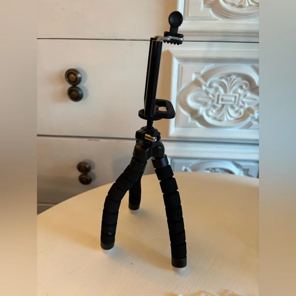 Black Flexible Tripod Stand